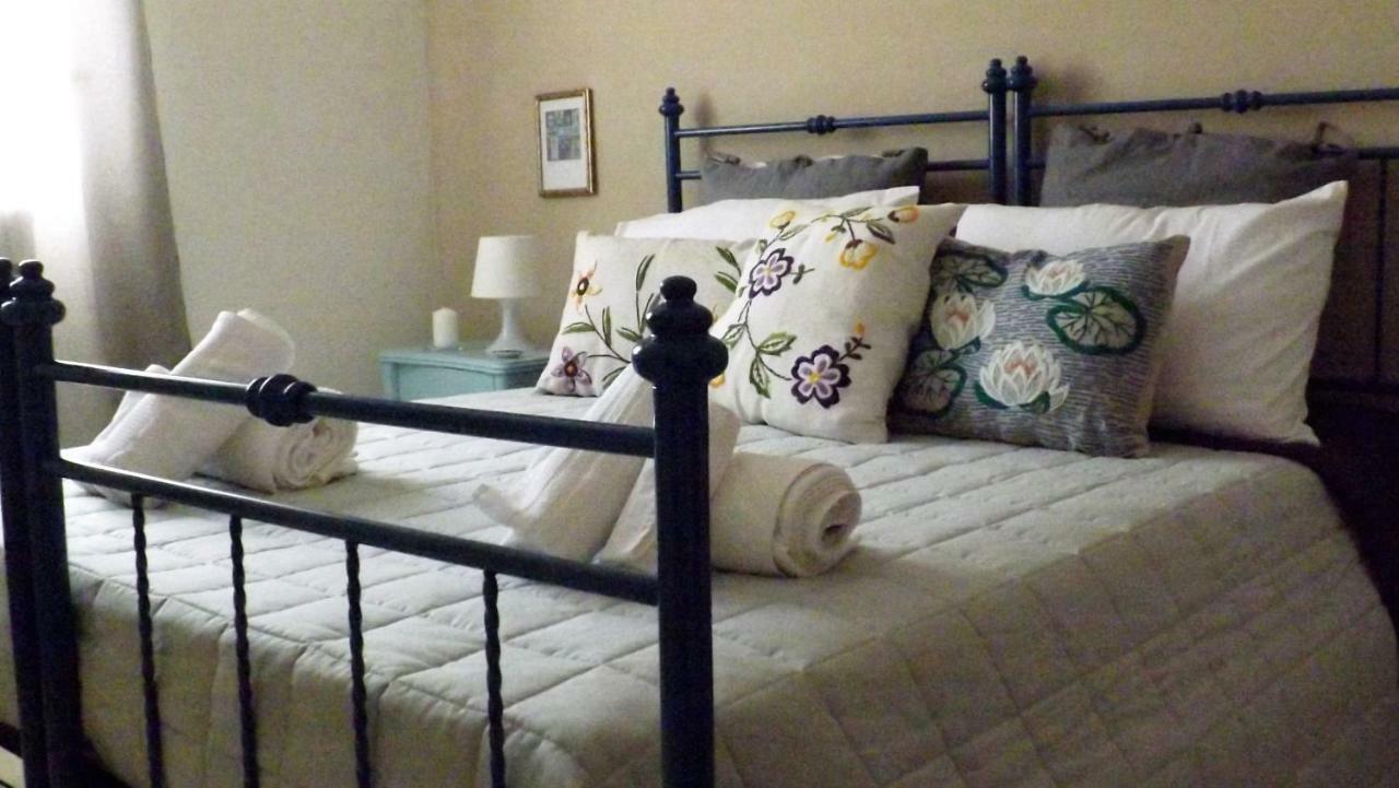Domus Tua Bed & Breakfast Pietrelcina Bagian luar foto