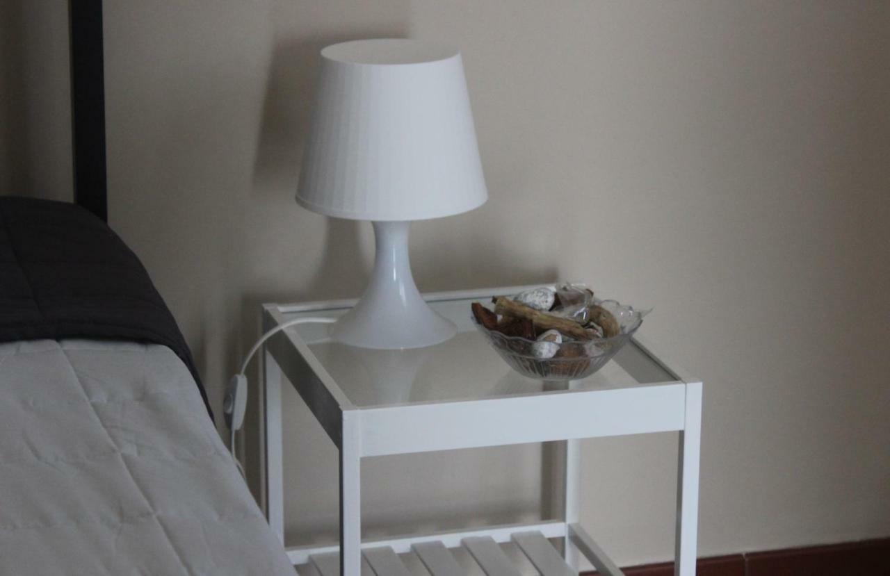 Domus Tua Bed & Breakfast Pietrelcina Bagian luar foto